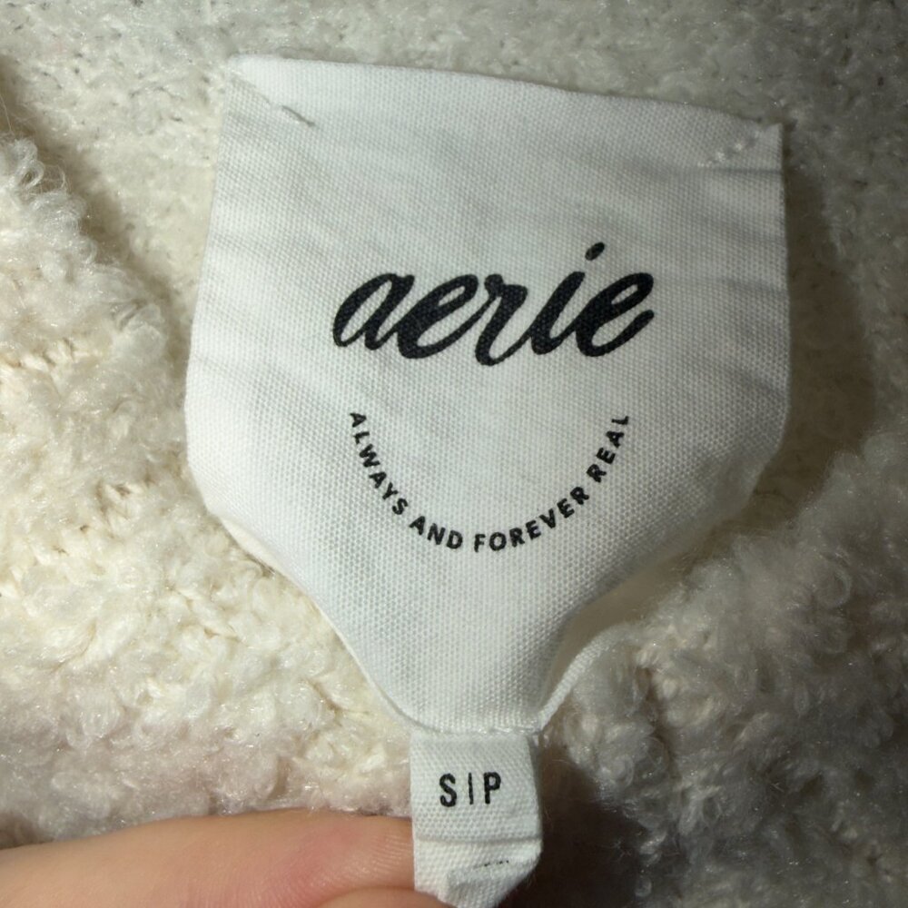 Aerie Cream Oversized V Neck Sweater Size S Soft Cozy Knit Pullover Top - Picture 3 of 7